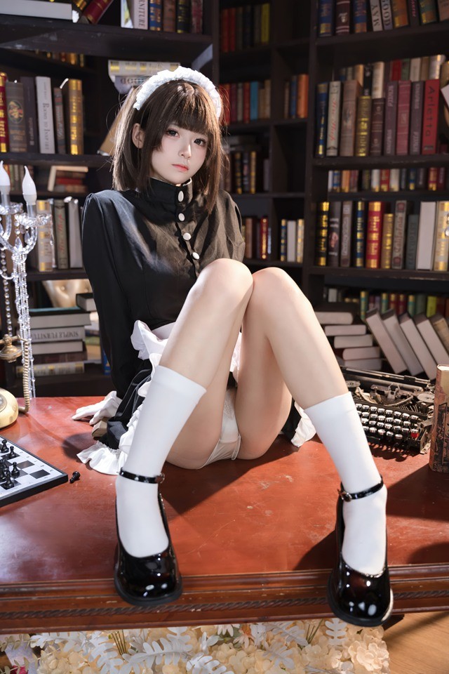 九柒喵 – NO.027 琉璃川椿 [66P 829MB]-365学习资料