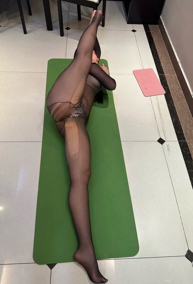 [微密圈]美邵女baby – 瑜伽黑丝 [22P1V-187M]-365学习资料