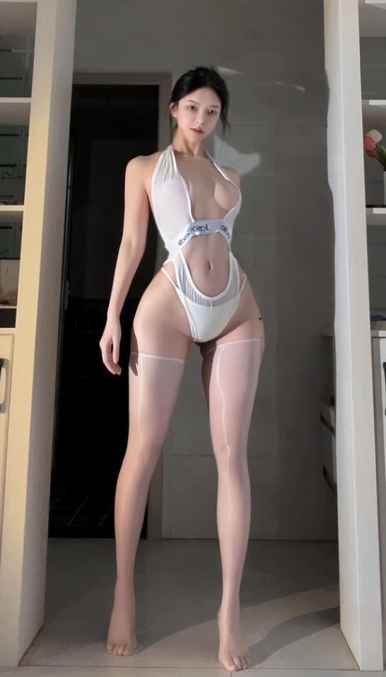 [微密圈]姐姐Lalion – 薄如蝉翼 [44P1V-126M]-365学习资料