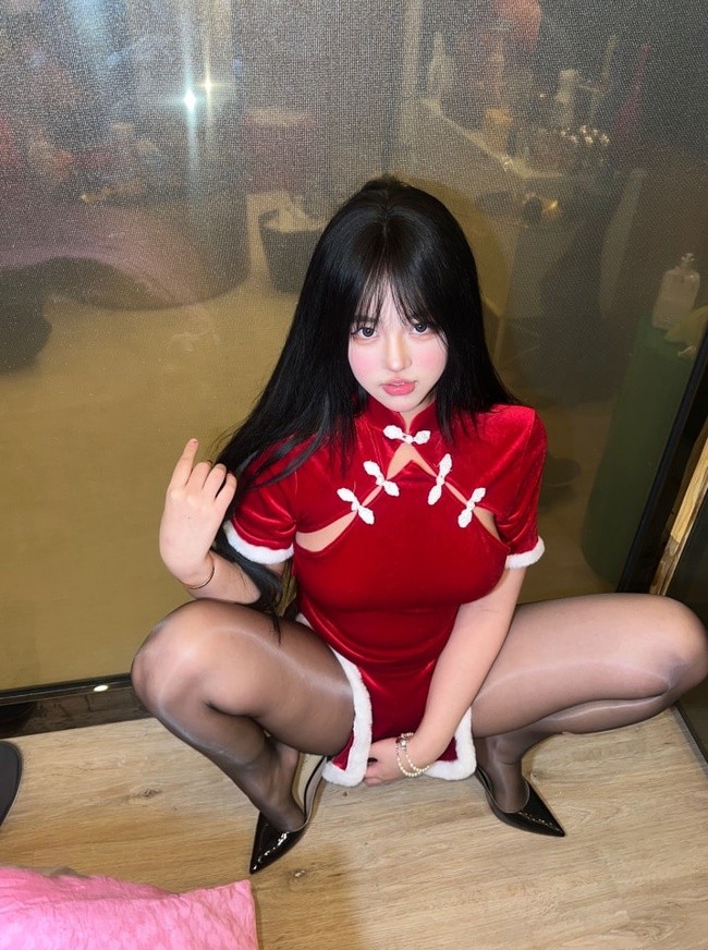 [微密圈]小u优优子 – 圣诞限定 [35P-58M]-365学习资料