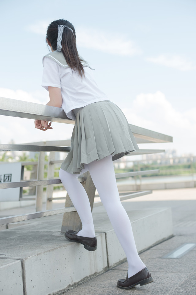 森萝财团 – R15-026 JK白丝户外[79P426M]-365学习资料